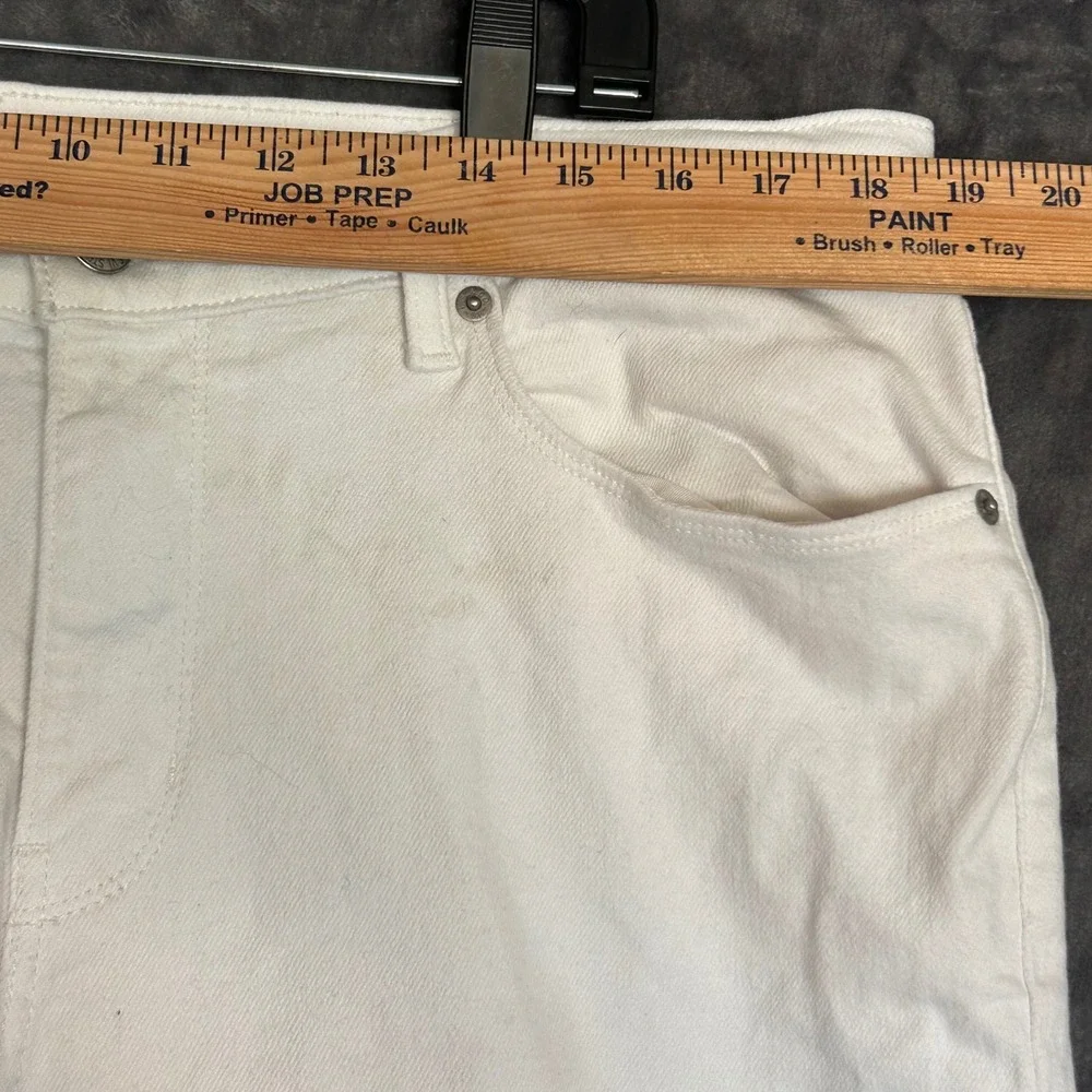 Levis Classic Straight Jeans Mens 34x30 Off White Cream Denim Pants 39250-0049